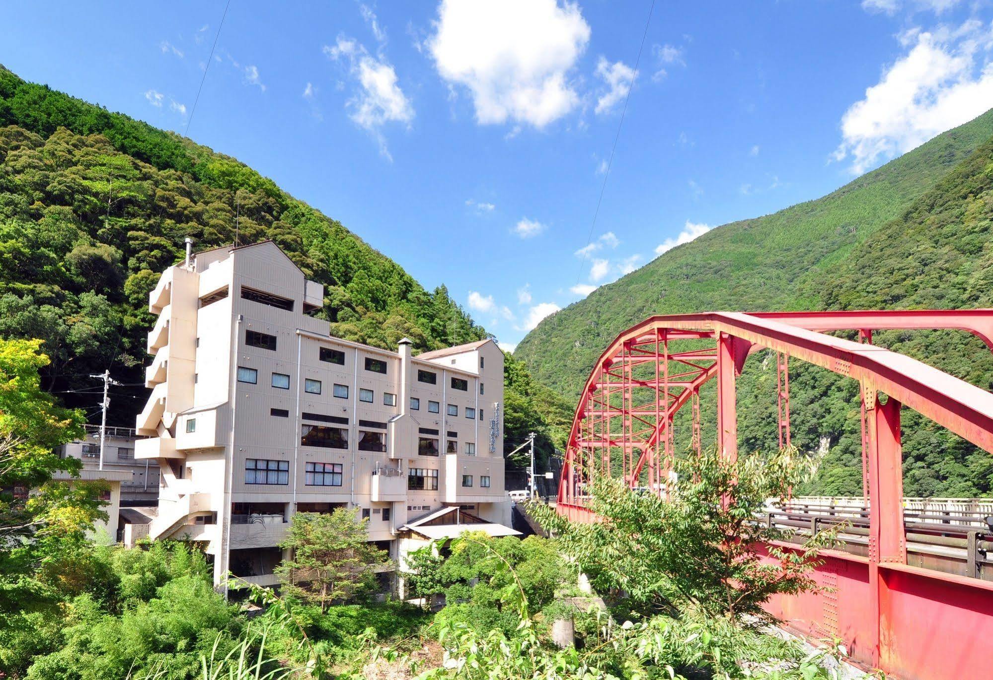 Hotel Obokekyo Mannaka Miyoshi  Exterior foto