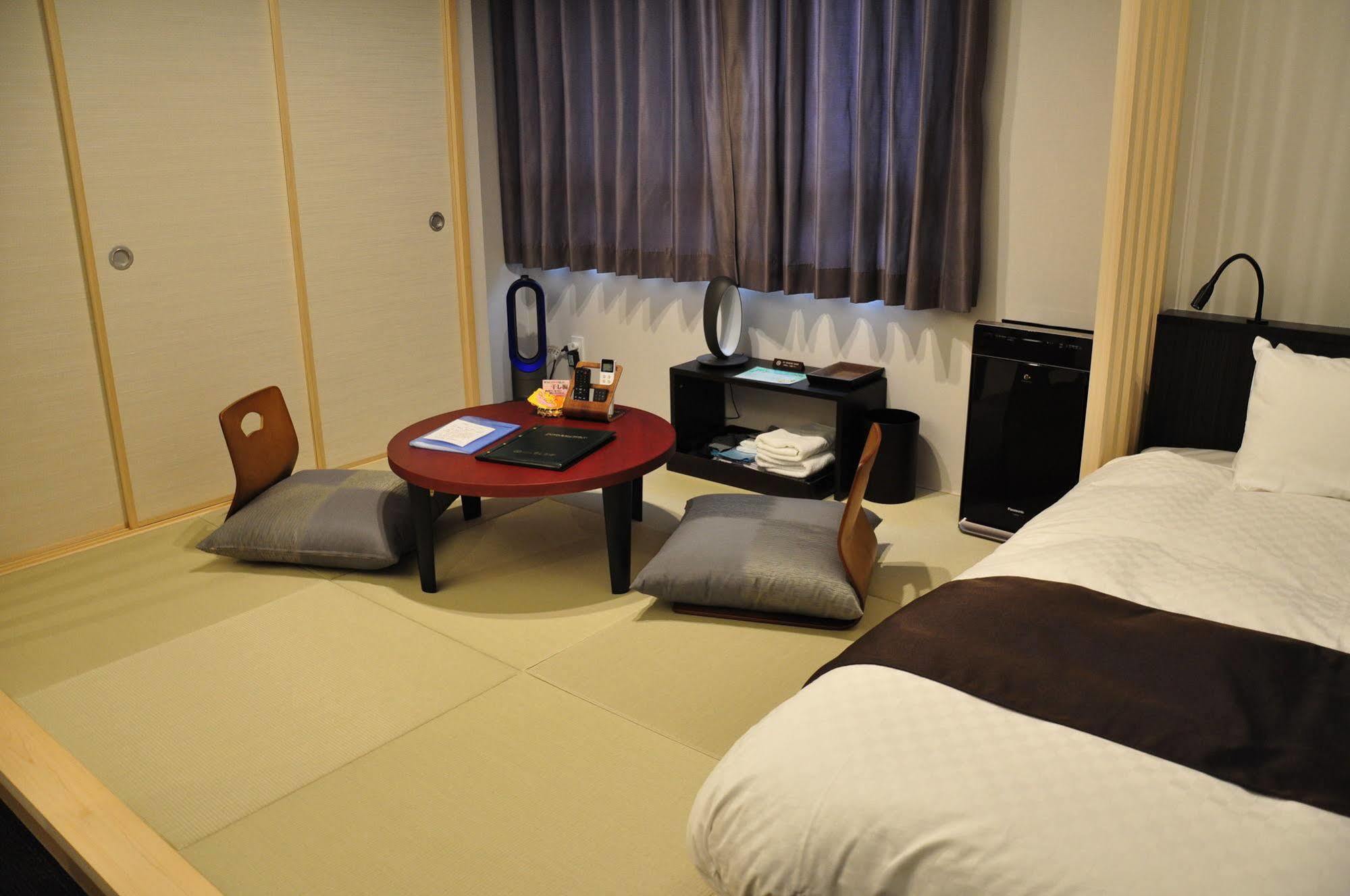 Hotel Obokekyo Mannaka Miyoshi  Exterior foto