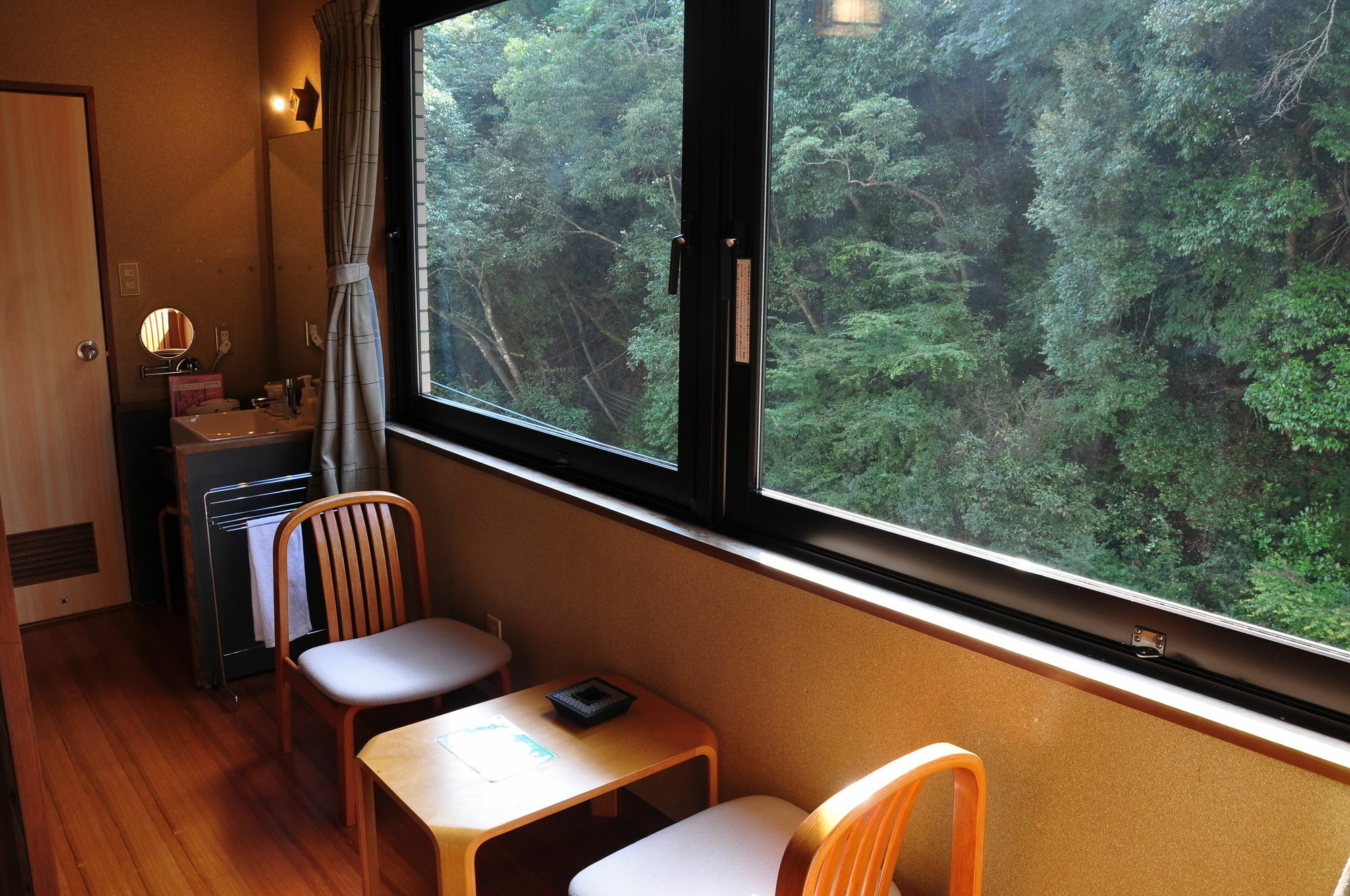 Hotel Obokekyo Mannaka Miyoshi  Exterior foto